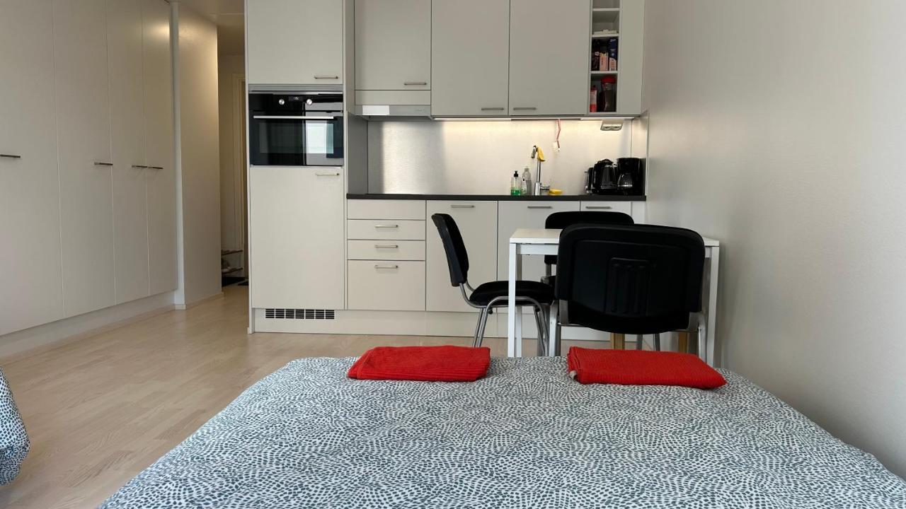 Entire Apartment Near Helsinki Airport In Kivistoe Vantaa Esterno foto